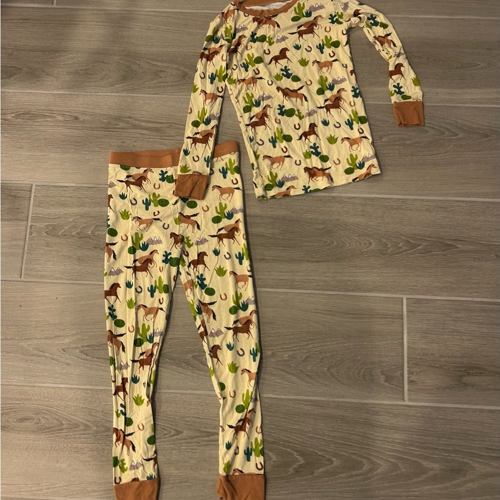 Little Sleepies NWOT size 7/8